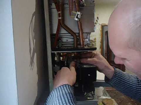 Проверка состояния теплообменника и прилегающих узлов после снятия