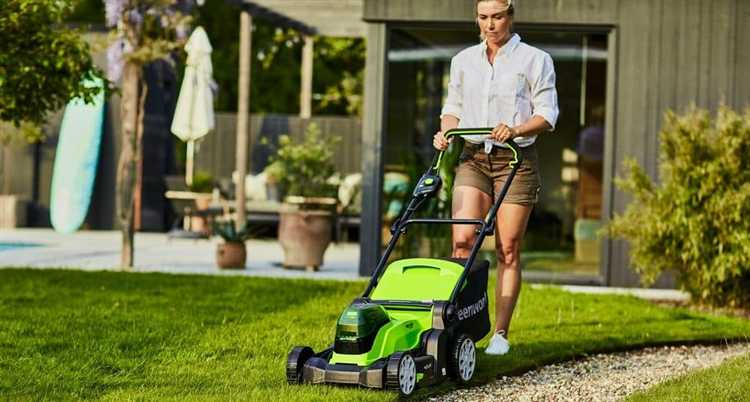 Как правильно установить новый травосборник на газонокосилку Deworks