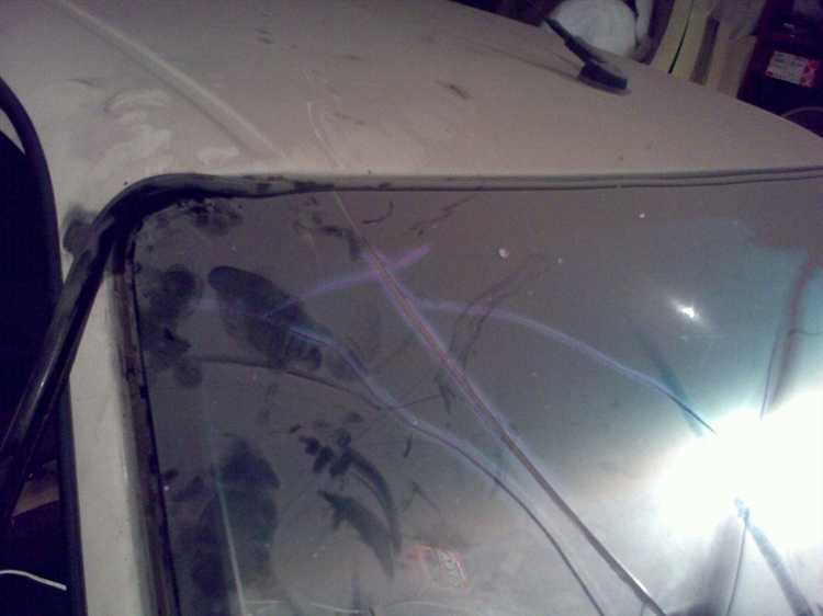 Использование струны или ножа для отделения стекла