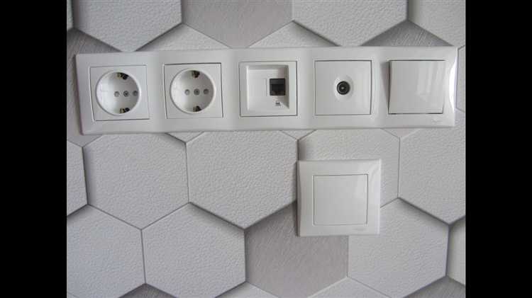 Как установить розетку schneider electric с заземлением