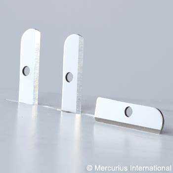 Использование подручных средств для снятия крышки