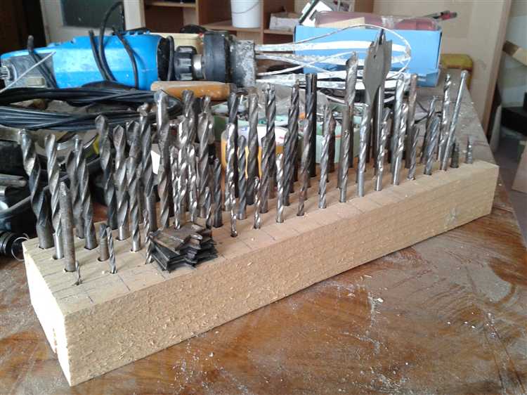 Материалы и инструменты для создания держателей сверл своими руками