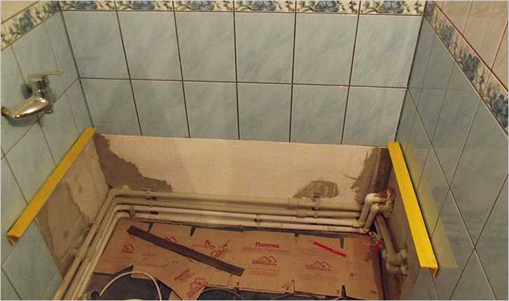 Как нанести пену в щель между ванной и стеной без перерасхода