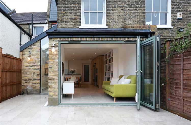 Как ухаживать за летней пристройкой в разное время года