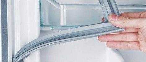 Проверка и очистка конденсатора холодильника Индезит