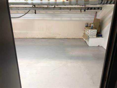 Чем обработать швы между плитками для защиты от жира