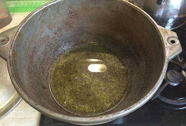 Какие губки и щетки не повредят алюминиевую поверхность