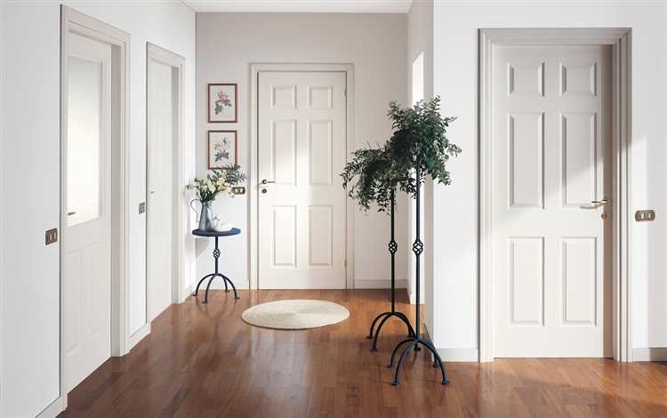 Нужен ли контраст между полом и белыми дверями в маленьких помещениях