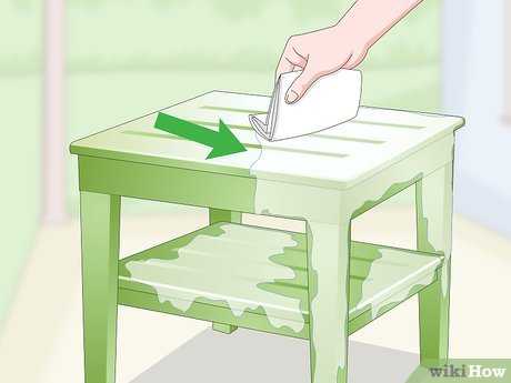 Нанесение краски или колера на выгоревший пластик: пошаговая инструкция