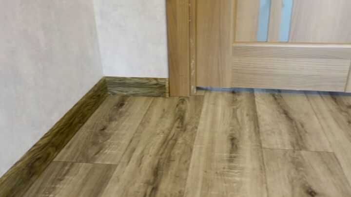 Как класть линолеум на неровный пол Как класть линолеум на неровный пол