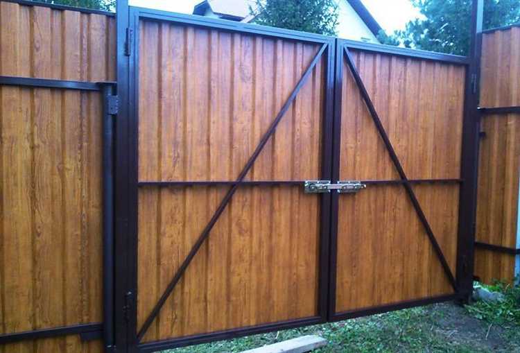 Подготовка ям и бетонирование столбов с учётом нагрузки