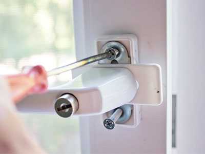 Что делать, если ручка туго поворачивается