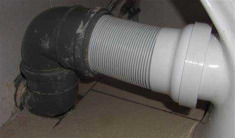 Выбор и установка сифона для предотвращения запахов