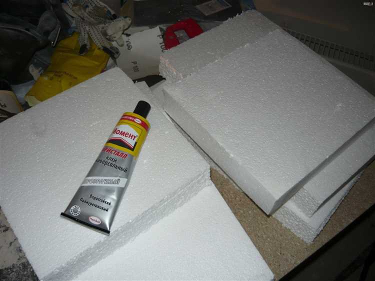 Рекомендации по уходу за покрашенной потолочной плиткой