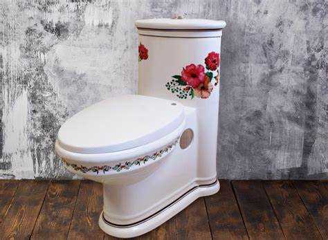 Защита прилегающих участков ванной комнаты от попадания краски