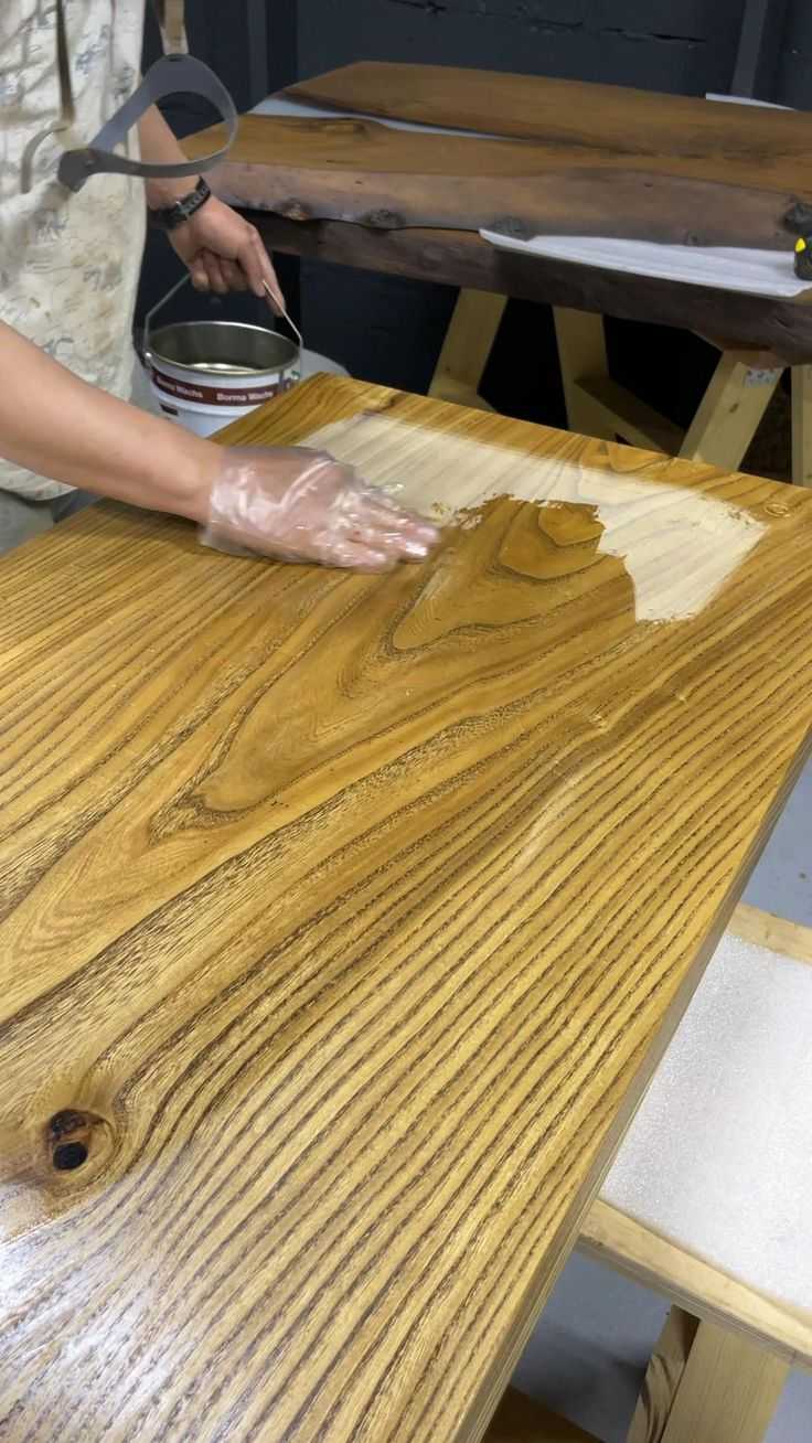 Подготовка деревянной поверхности к нанесению состава