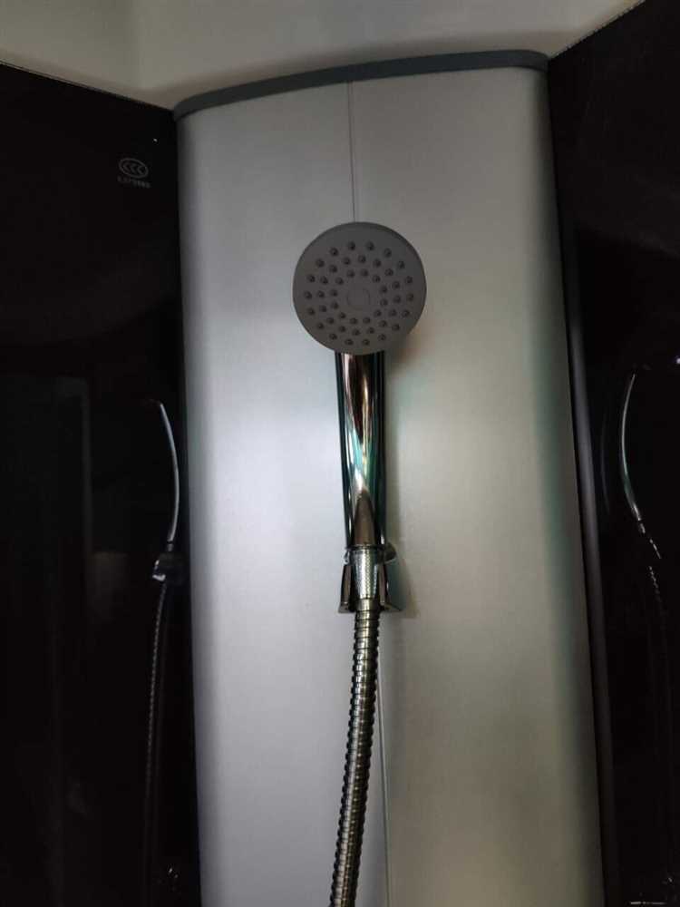 Как определить тип крана в душевой кабине перед заменой