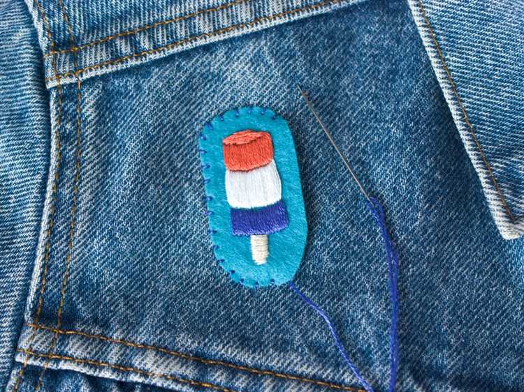 Какие инструменты и клей подойдут для ремонта кроссовок в домашних условиях