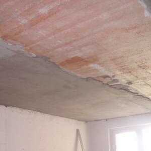 Как постелить линолеум под холодильник не убирая его