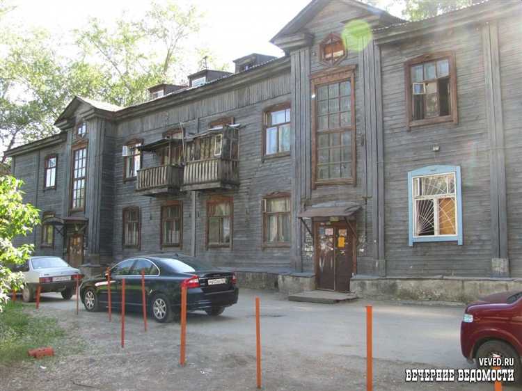 Как построить дом вокруг старого дома без сноса старого