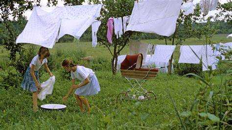 Как повесить бельевую веревку на улице Как повесить бельевую веревку на улице