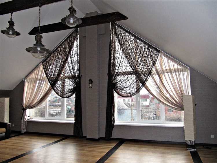 Как закрепить карниз на скатной стене