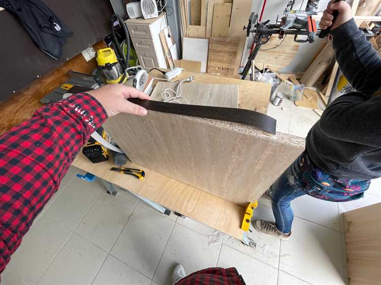 Выбор подходящей кромки для столешницы