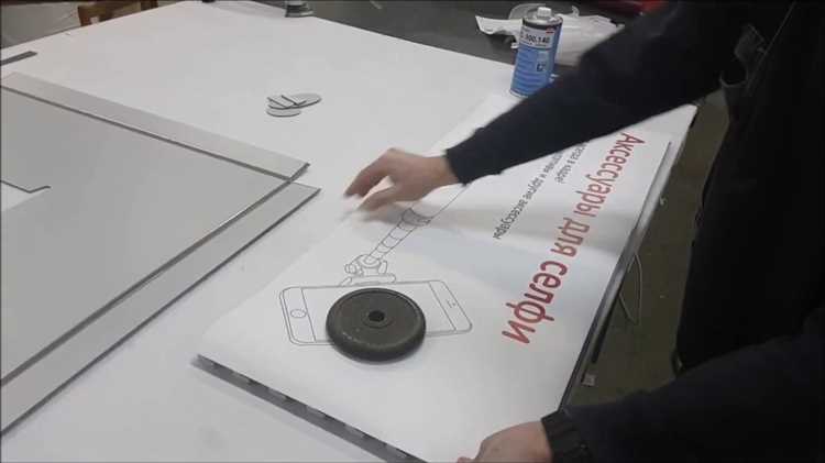 Подготовка поверхности двери перед оклейкой