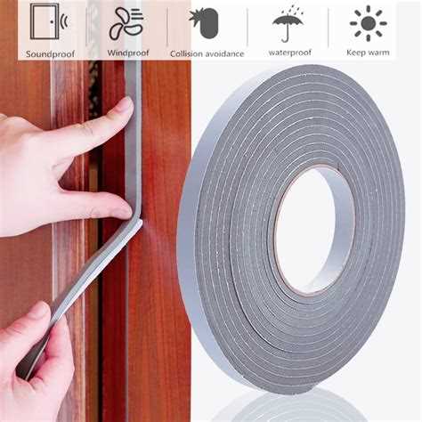 Подготовка поверхности двери перед наклеиванием уплотнителя