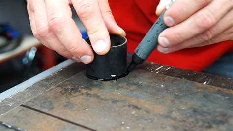 Как безопасно работать с болгаркой после установки шлифовального диска