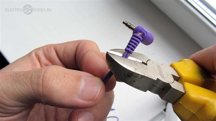 Техника пайки провода к крокодилу с учётом формы контакта