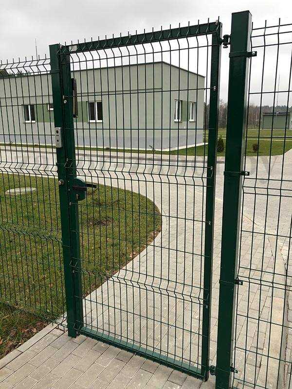 Проверка и настройка калитки после приварки петель