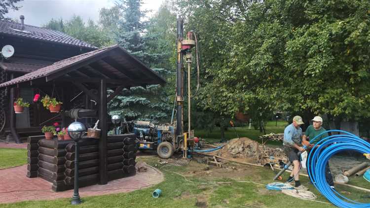 Использование обсадных труб при бурении скважины