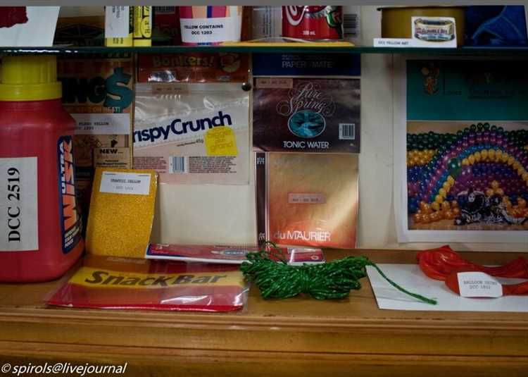 Почему появляются комки в краске и как их избежать при хранении