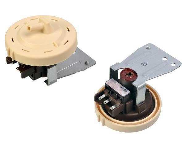 Как снять прессостат для проверки без повреждений