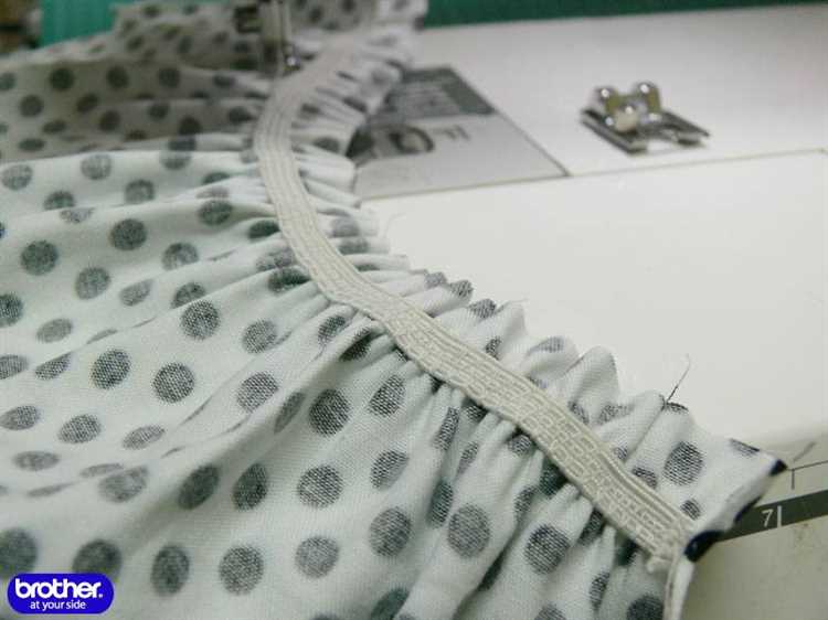 Подготовка штанов к установке новой резинки