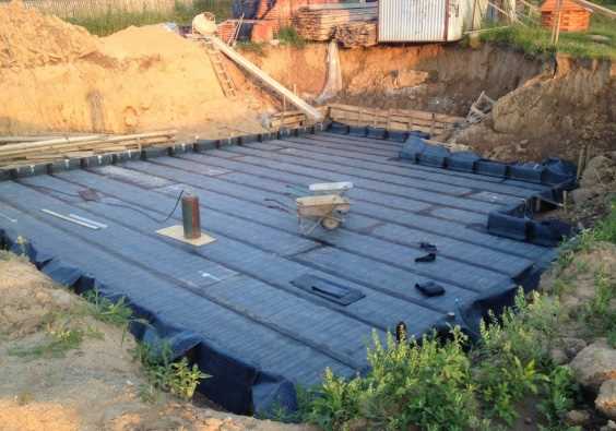 Использование алмазного резака для предварительного надреза