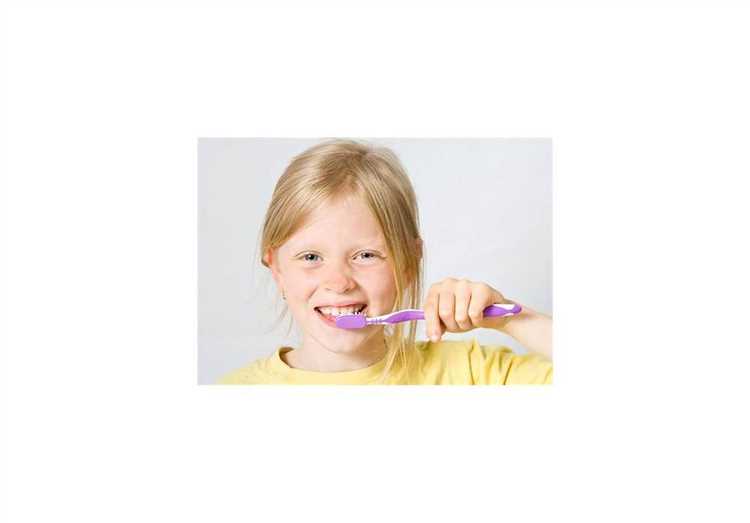 Подходит ли пищевая сода для размягчения зубной щетки и как её применять