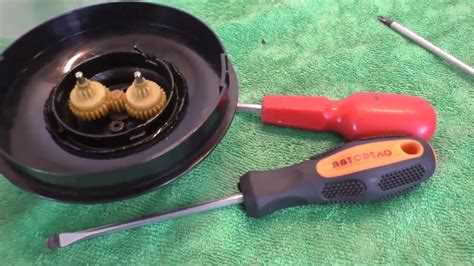 Как безопасно снимать крышку с блендеров без резьбы