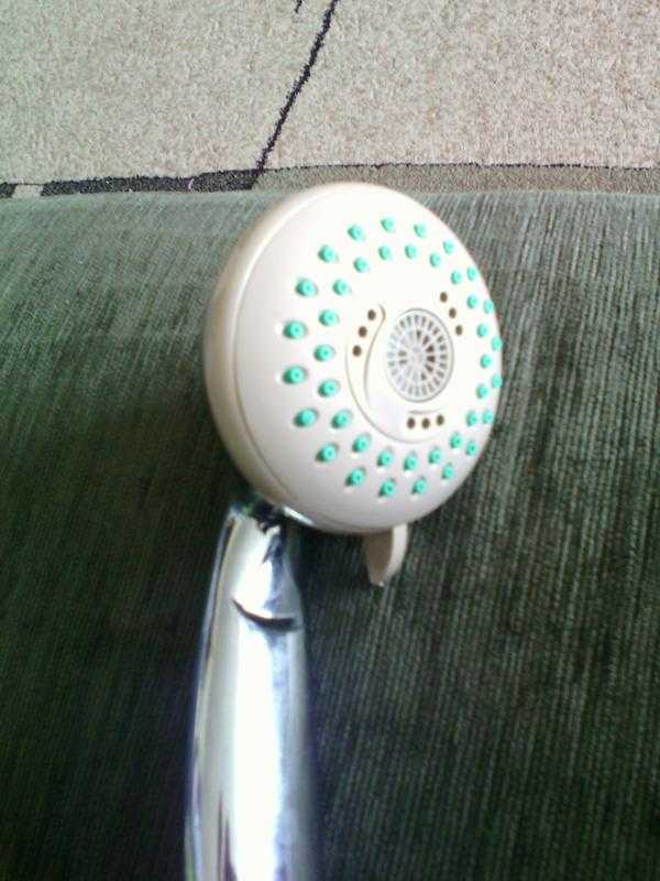 Какие инструменты потребуются для разборки лейки