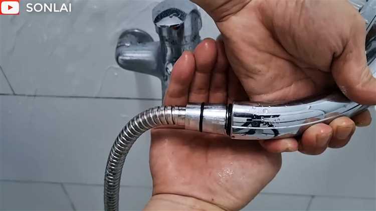 Последовательность откручивания корпуса лейки без повреждений