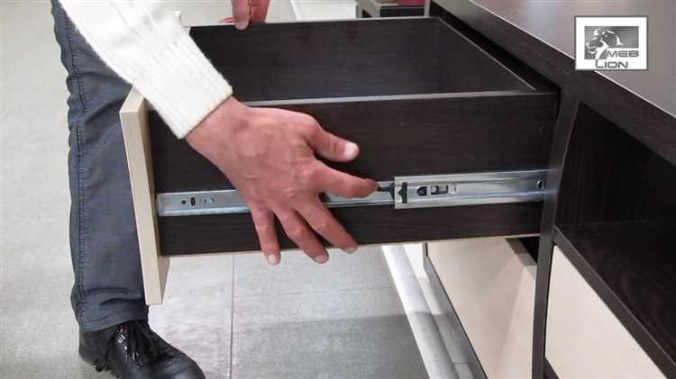 Особенности установки направляющих в ящики разной конструкции