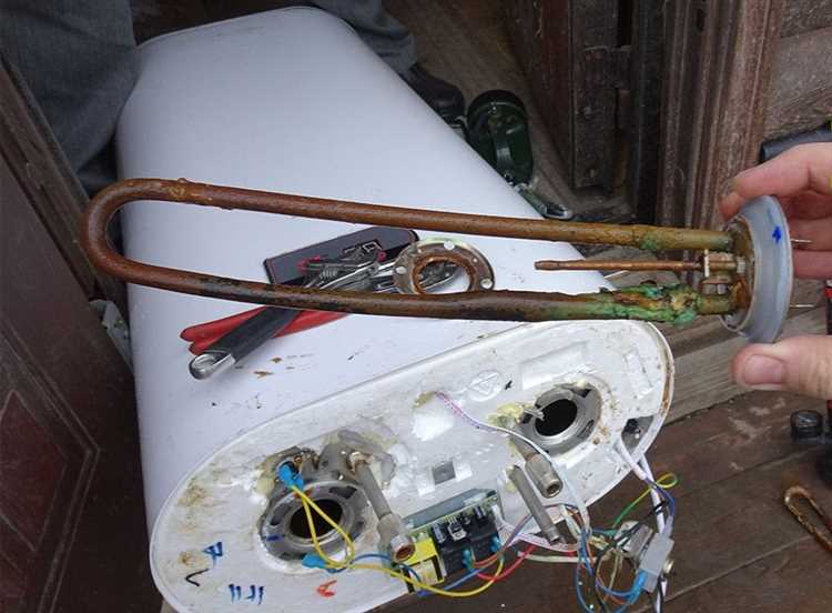 Как разобрать водонагреватель аристон 10 литров Как разобрать водонагреватель аристон 10 литров