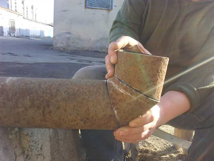 Как зафиксировать трубу при резке болгаркой под углом