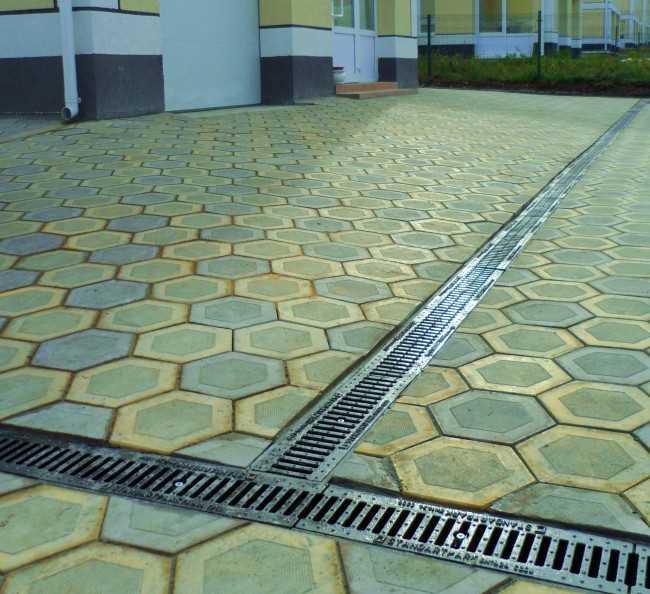 Техника нанесения водного линера на отреставрированный участок