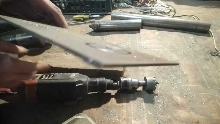 Подготовка рабочей поверхности и фиксация заготовки