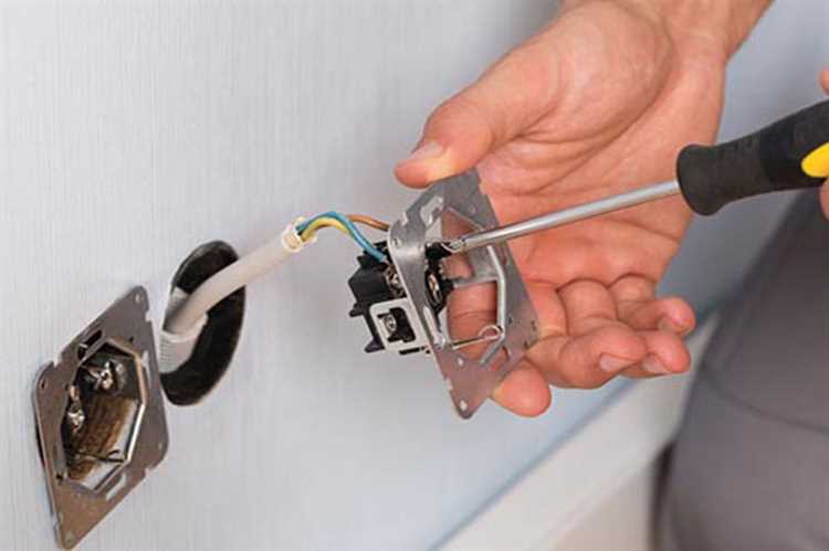 Подключение витой пары к разъёмам интернет розетки