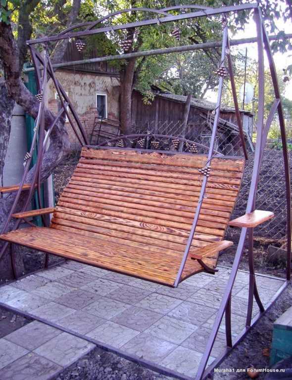 Как сделать качели своими руками из металла