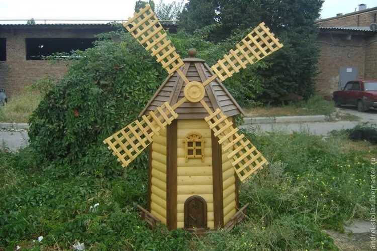 Этапы сборки и крепления декоративных элементов мельницы