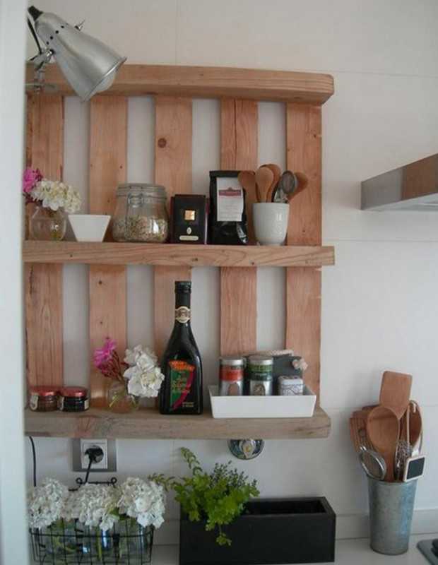 Как сделать крепления для полок из подручных материалов